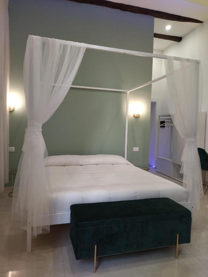 Bed and Breakfast Relais Torre Gloria Nápoles Exterior foto